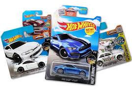 AUTO HOT WHEELS BASICO EN BLISTER ART C4982 JAÑ